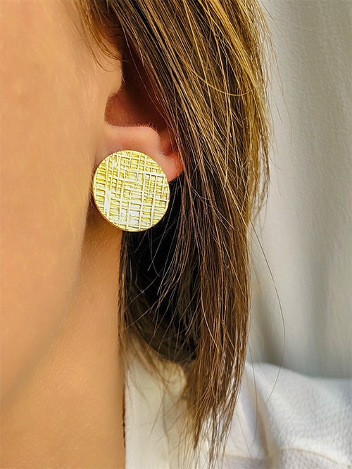 boucles d'oreilles plaque texturée plaqué or 925grammes.com