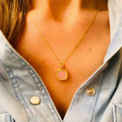 Bijoux plaqué or avec pierre quartz rose